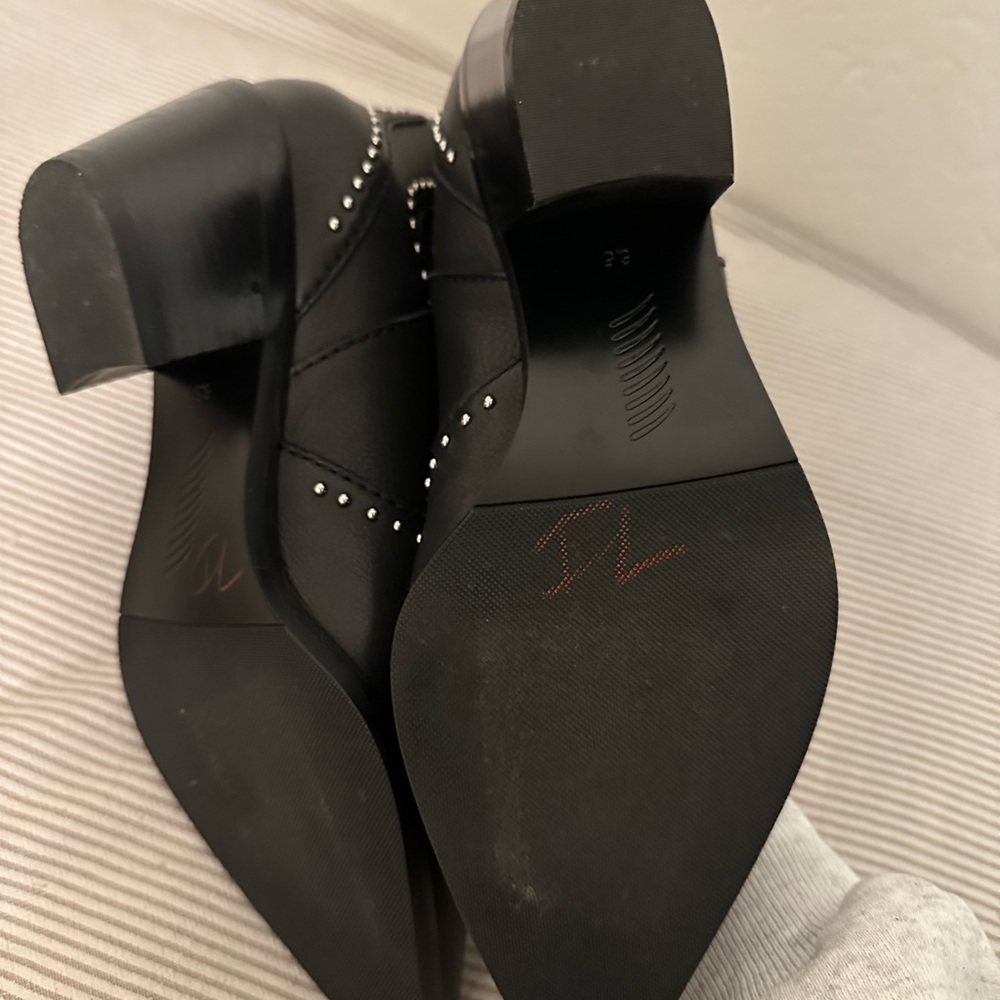 PAIGE Chelsea Boots - Picture 4 of 6